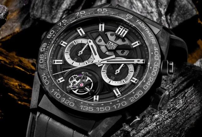 卷到万元以下让我这种普通人也终于买得起碳表了!曾经高攀不起现在触手可及!超轻实用之王碳价格(图17) 卷到万元以下让我这种普通人也终于买得起碳表了!曾经高攀不起现在触手可及!超轻实用之王碳价格(图17)